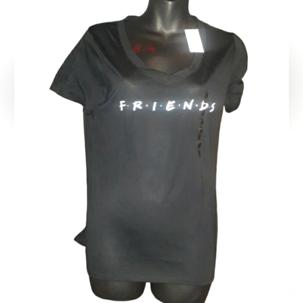 Womens size M Nwt Shirt